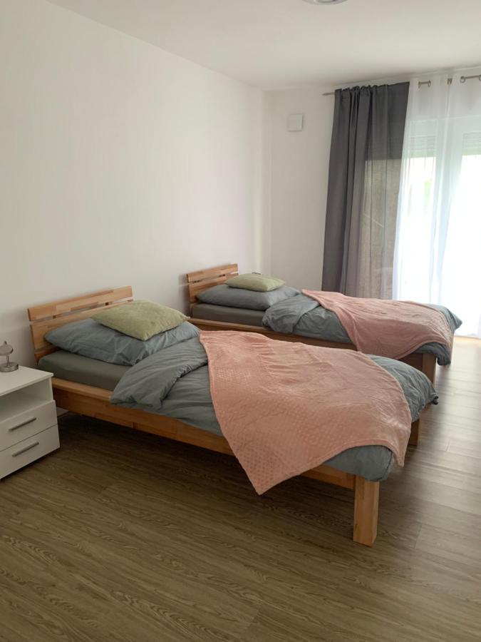 3 Zimmer Ferienwohnung Hanna Hirschaid Exterior photo